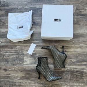 NWT - MM6 Maison Margiela Bubble Wrap Boots
